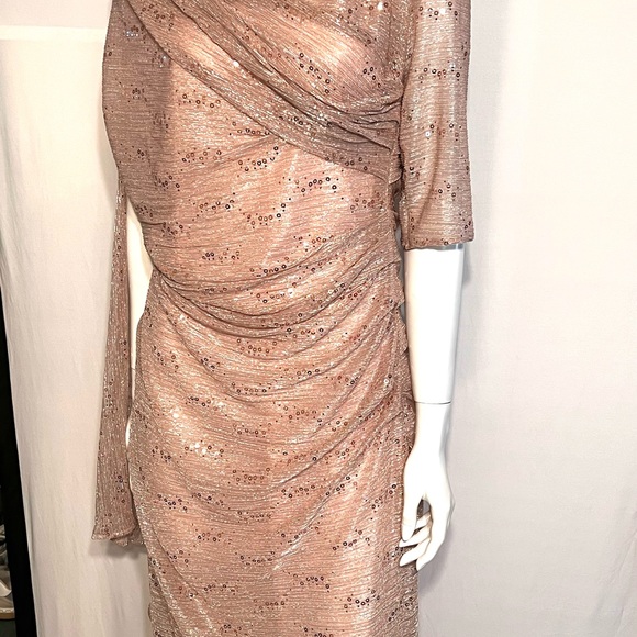 Talbot Runhof
One-Shoulder Sequin Voile Gown - Picture 5 of 16
